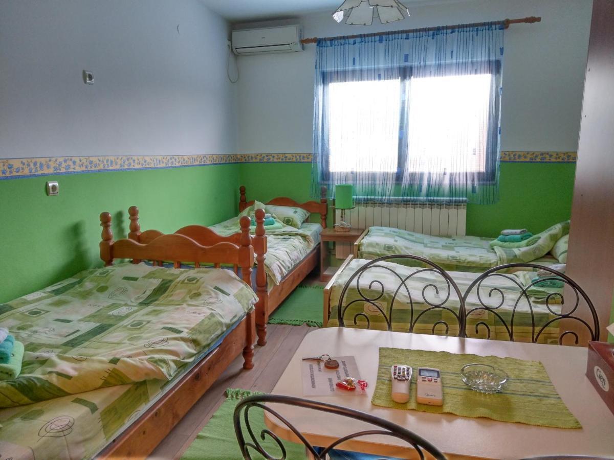 Apartment Harmonija Апатин Екстер'єр фото