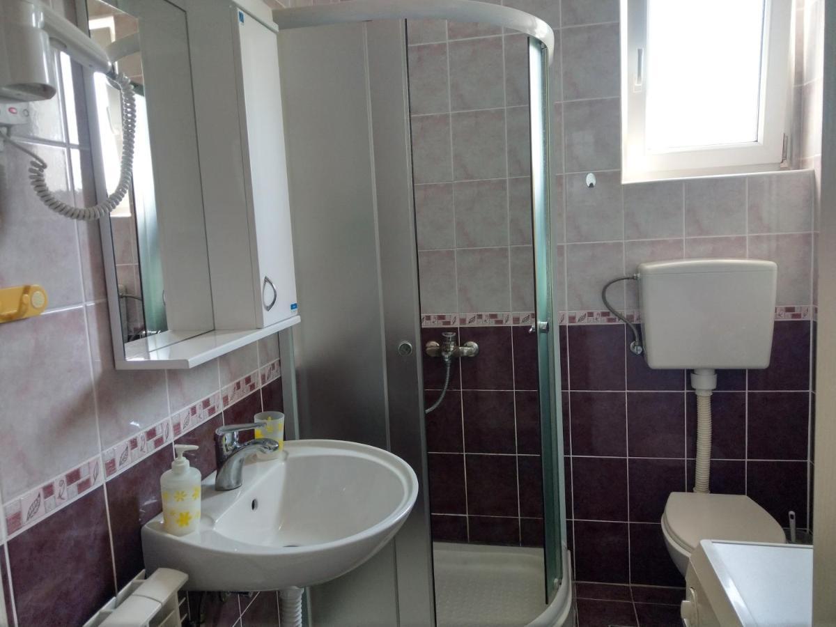 Apartment Harmonija Апатин Екстер'єр фото